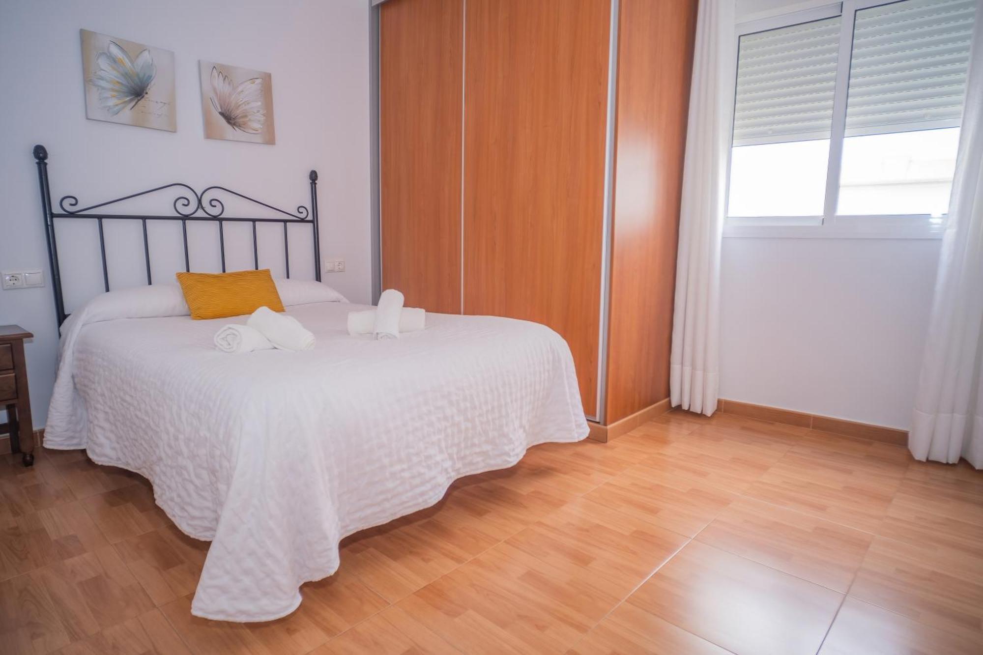 קוניל דה לה פרונטרה Apartamentos Tranquilos Conil Facil Aparcamiento מראה חיצוני תמונה