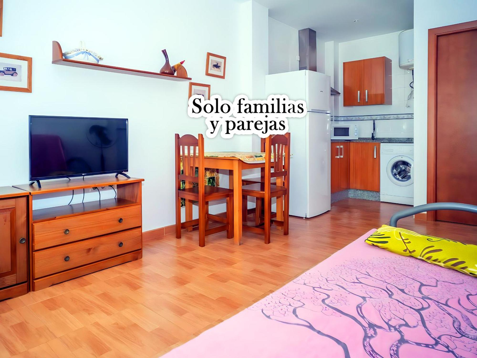 קוניל דה לה פרונטרה Apartamentos Tranquilos Conil Facil Aparcamiento מראה חיצוני תמונה